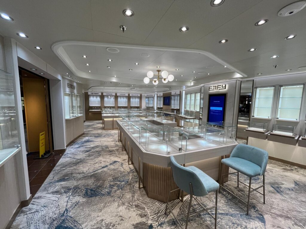 Eafy Store refitted